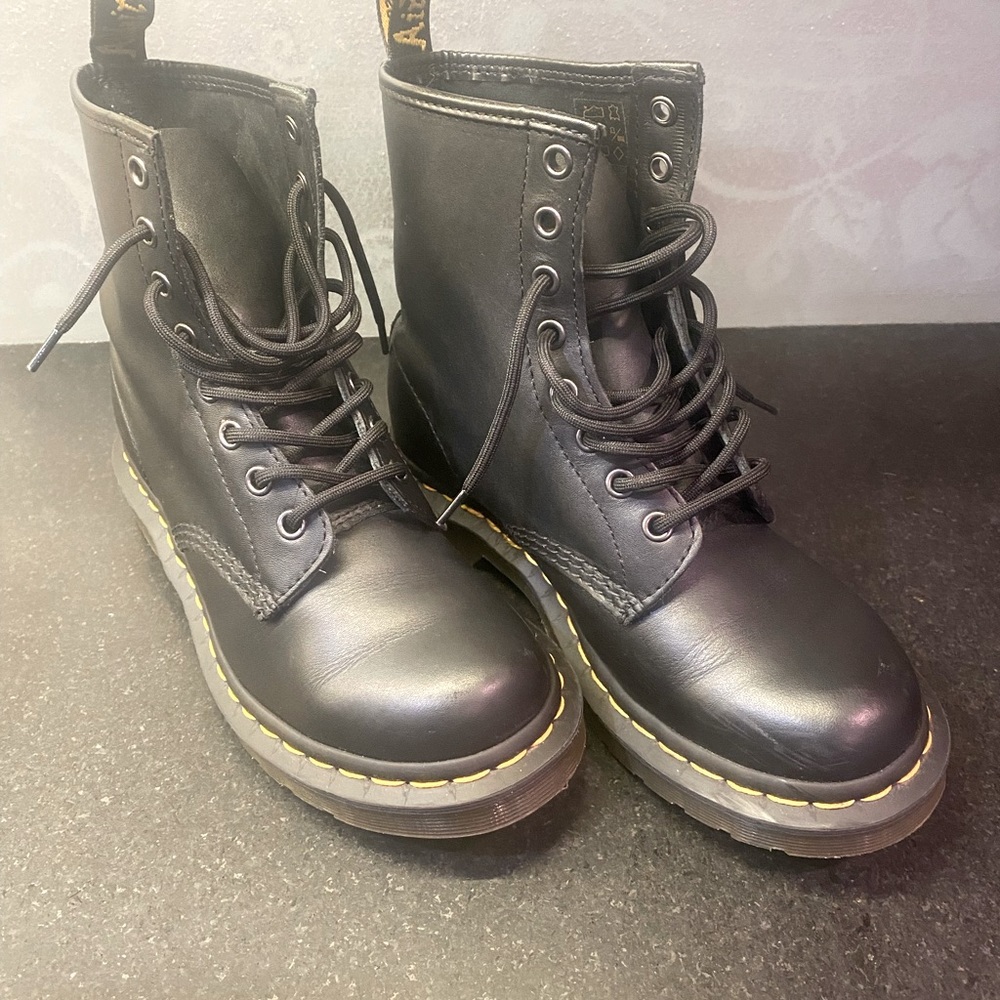 Dr. Martens 8 eye classic boots. Size 7
